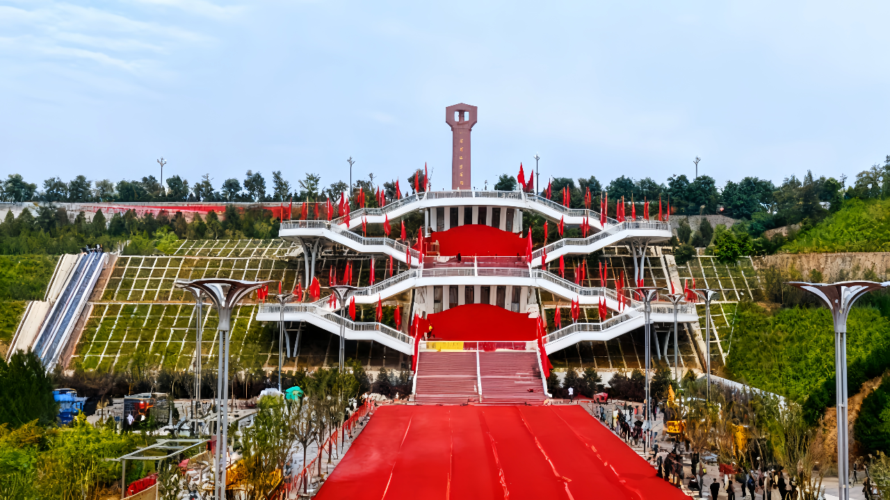 让城市影象向上延长——瓦力游戏电梯助力太原红色地标升级