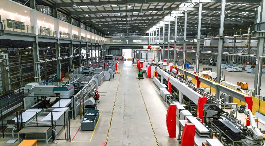 从“造作”到“智造”！探秘瓦力游戏电梯的超等智慧工厂